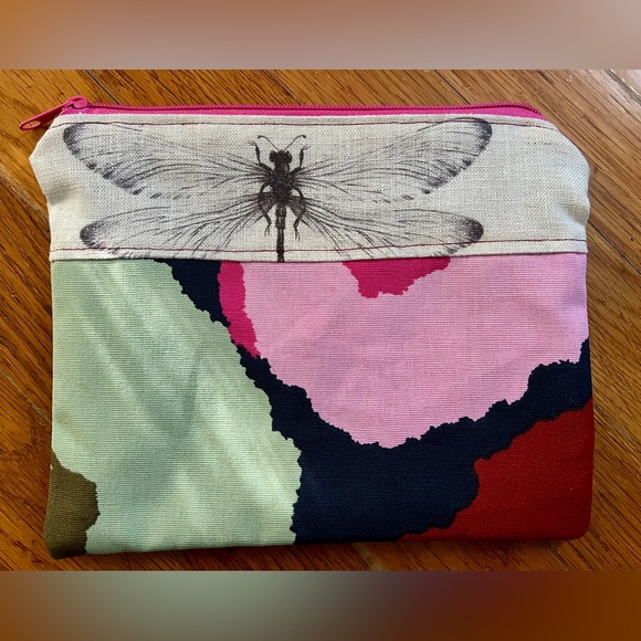 Perfectly Imperfect Zipper Pouch! - Picture 3 of 13